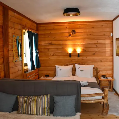 Πανσιόν Rajska Vrata Τζαχορίνα