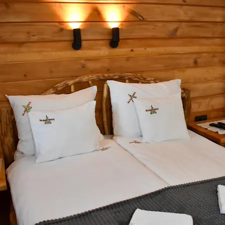 Πανσιόν Rajska Vrata Τζαχορίνα